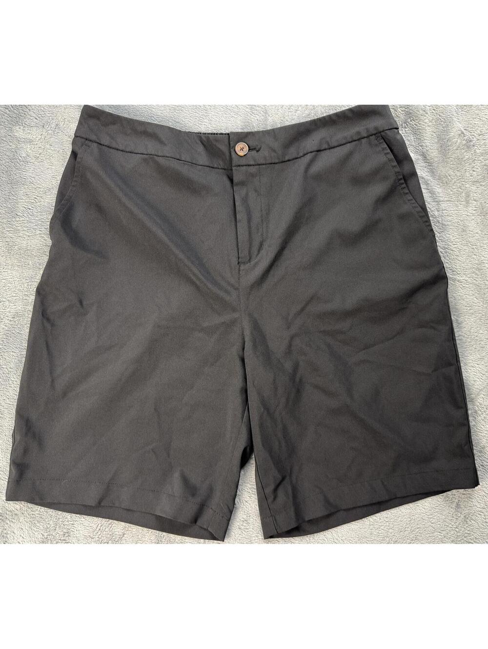 Tommy Bahama Men’s Golf Shorts Size XL Elastic Waist Color Black